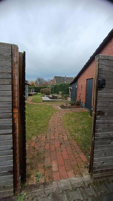 Gemuetliche Souterrain Wohnung Lüneburg Eksteriør billede